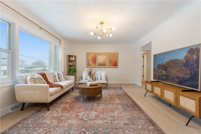 960 Impala Drive, Akron, OH - Photo 3