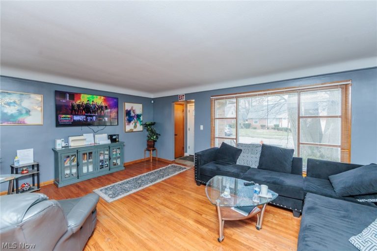 325 244th Street, Euclid, OH - Photo 6