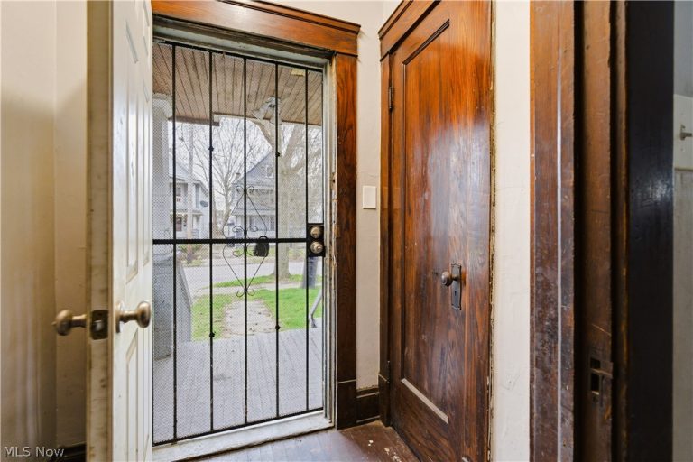 9609 Yale Avenue, Cleveland, OH - Photo 4