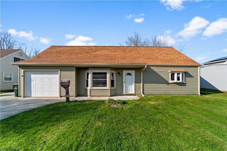 4895 Redwood Drive, Sheffield Lake, OH, 44054