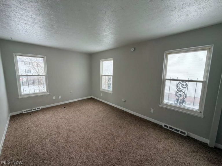 3060 Charles Carr Place, Cleveland, OH - Photo 3