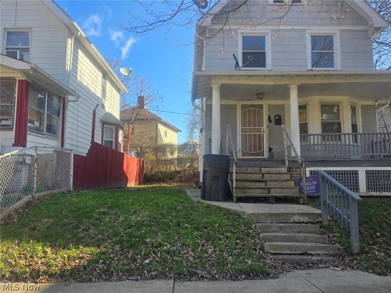 1107 Galewood Drive, Cleveland, OH - Photo 4
