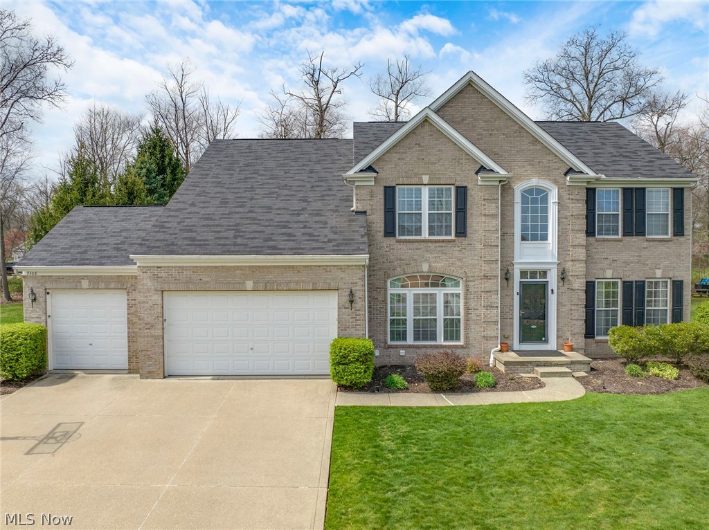 9308 Ashcroft Lane, Twinsburg, OH