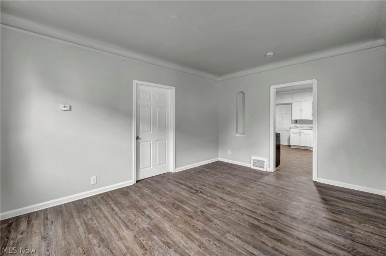 6610 Clark Avenue, Cleveland, OH - Photo 8
