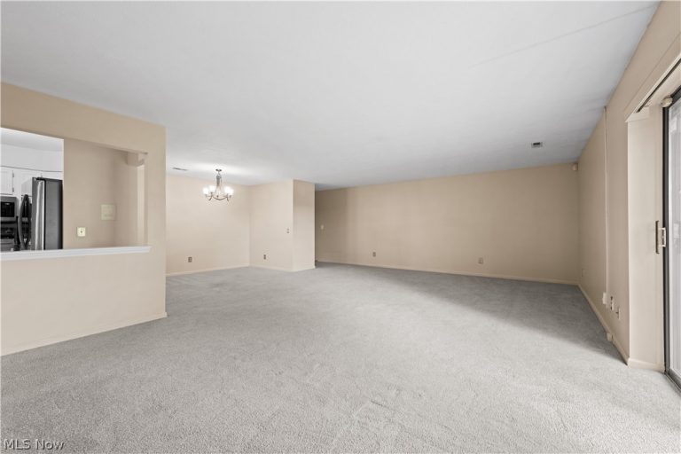 550 Tollis Parkway #307, Broadview Heights, OH - Photo 5