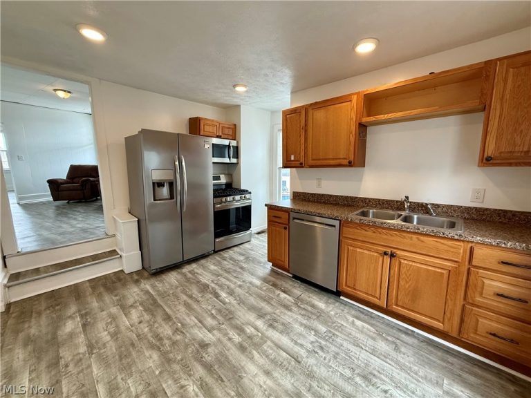 1884 120th Street, Cleveland, OH - Photo 2