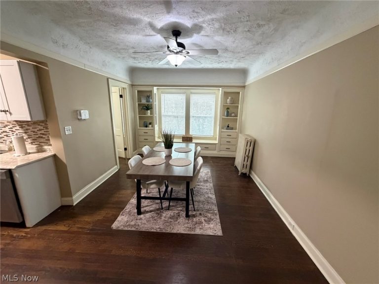 3186 Euclid Heights Boulevard #1, Cleveland Heights, OH - Photo 2