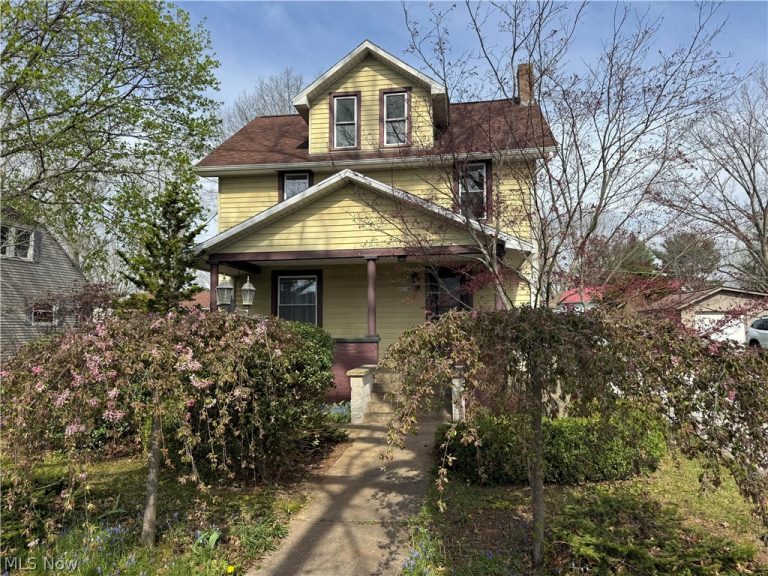 11238 Center Drive, Sandyville, OH, 44671