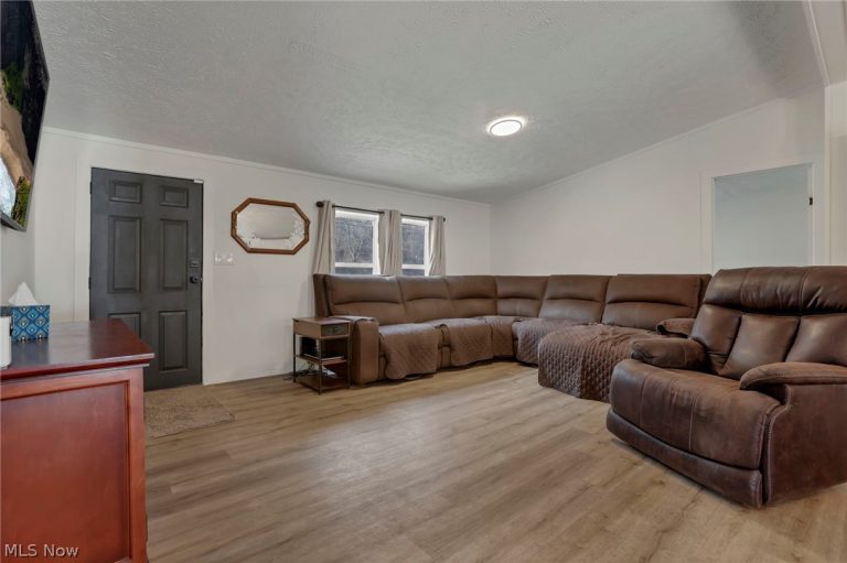 3750 Cannelville Road, Roseville, OH - Photo 2