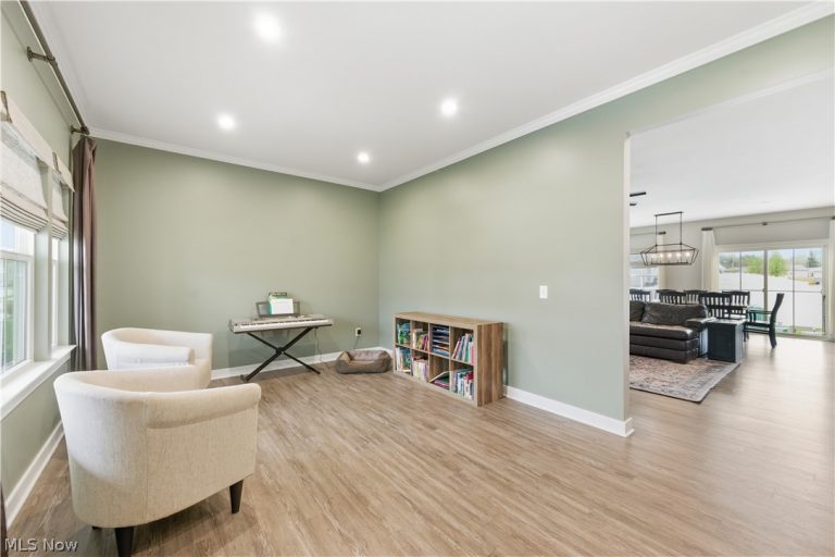 3402 Sandgate Street, North Canton, OH - Photo 5