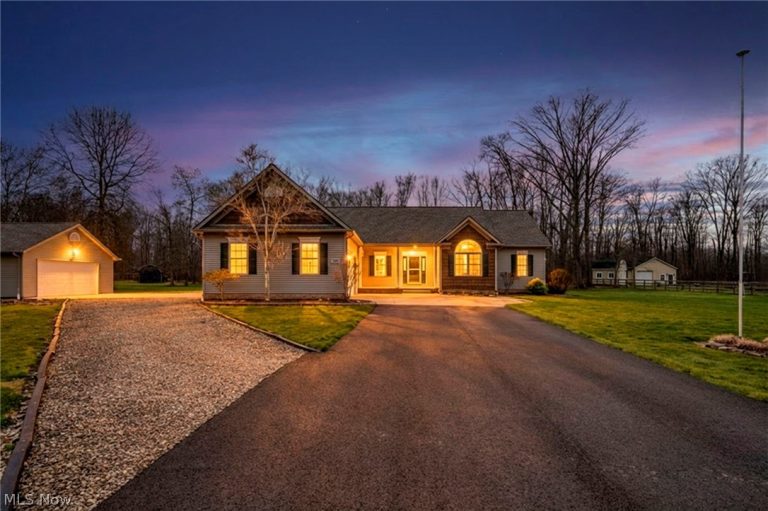 1175 Aurora Hill Drive, Aurora, OH - Photo 2