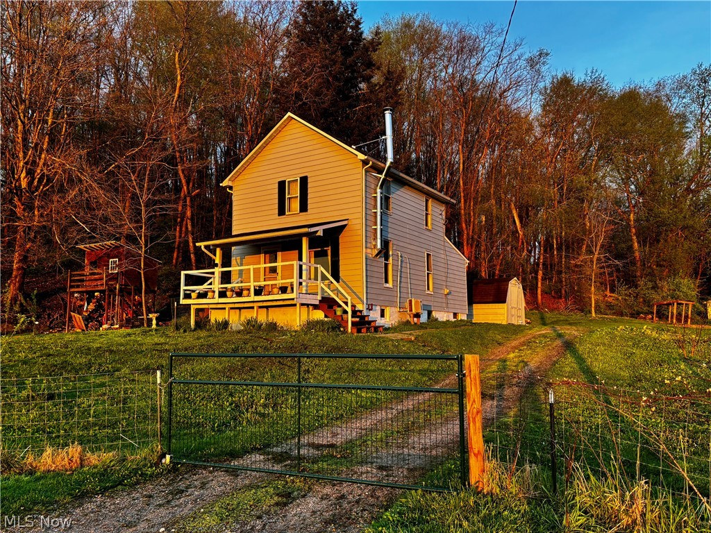 8087 Magnet Road, Minerva, OH