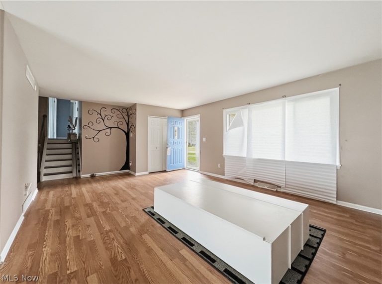 3786 Bryant Drive, Youngstown, OH - Photo 8