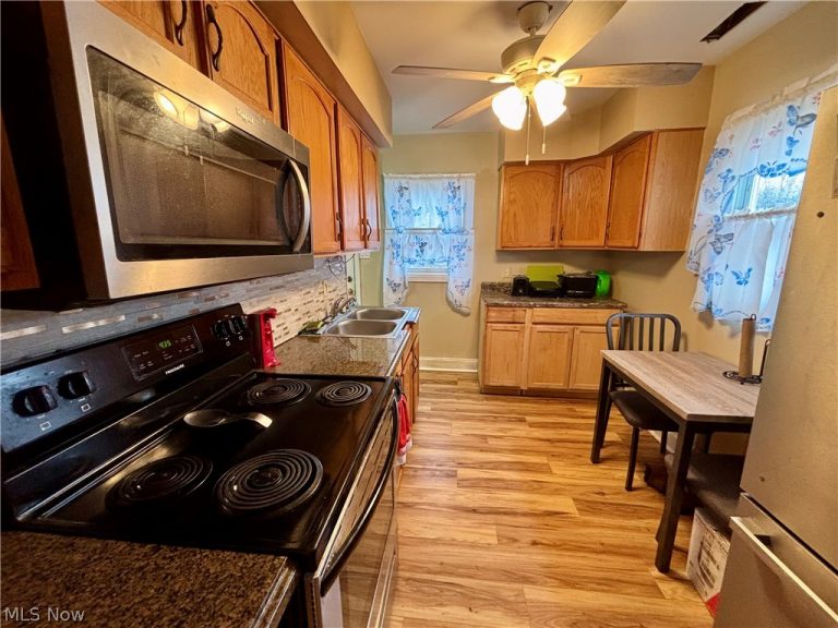 604 Jefferson Avenue, Barberton, OH - Photo 4