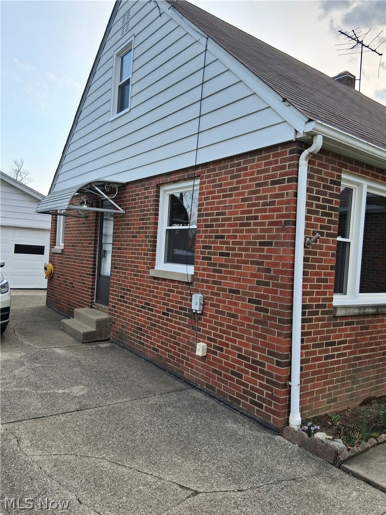 944 Donald Avenue, Akron, OH - Photo 3