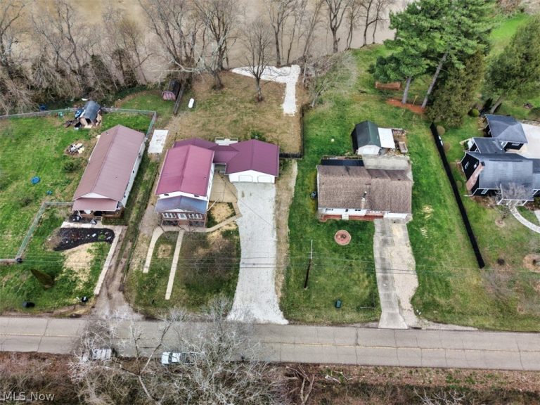 46346 County Road 495, Coshocton, OH - Photo 2