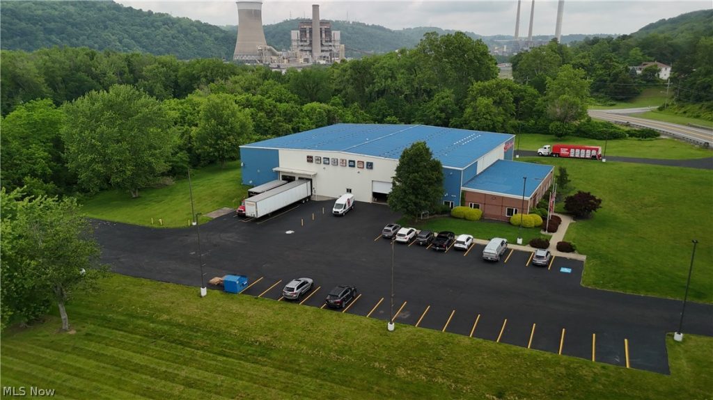 10091 River Road, Beech Bottom, WV