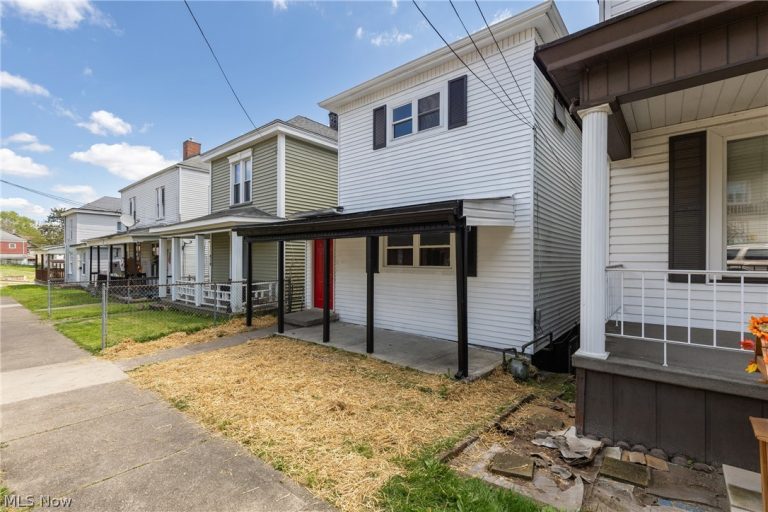 412 Concord Street, Martins Ferry, OH - Photo 2