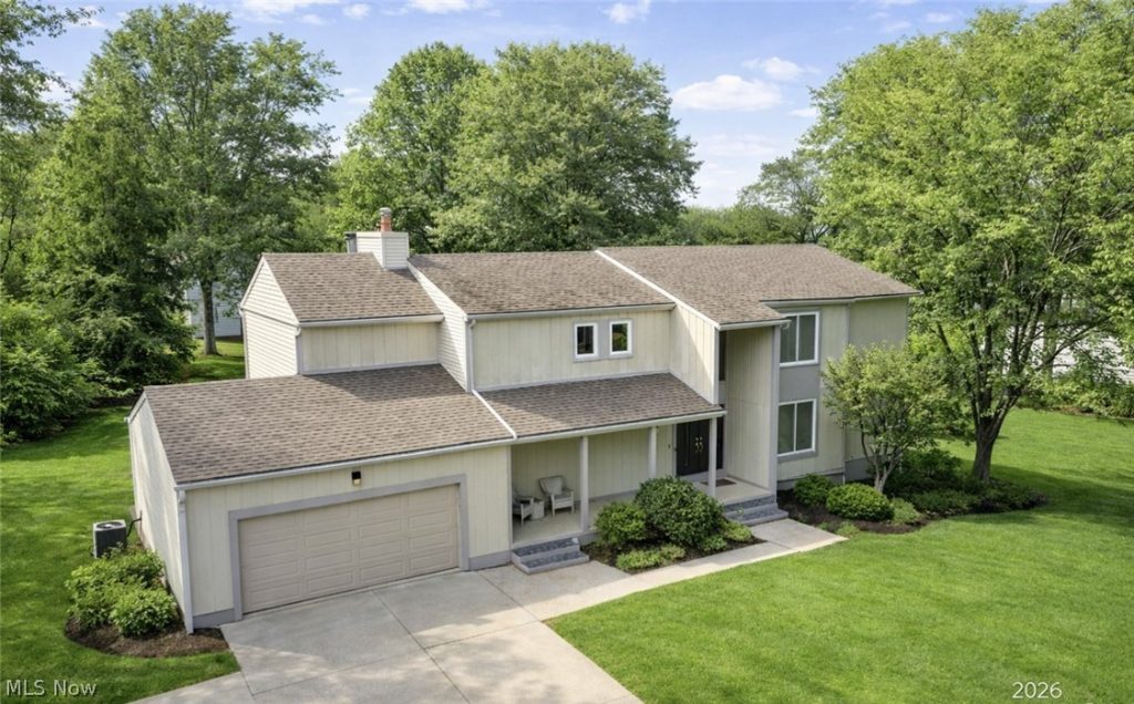 483 Beaverbrook Drive, Bath, OH