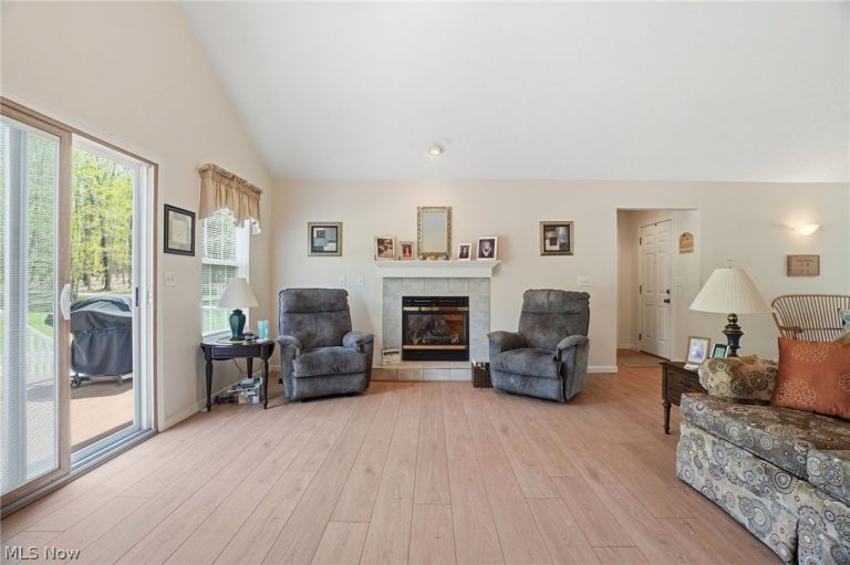 8047 Ravenna Road, Concord Twp, OH - Photo 8