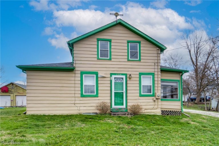 1314 Bank Street, Atwater, OH - Photo 2