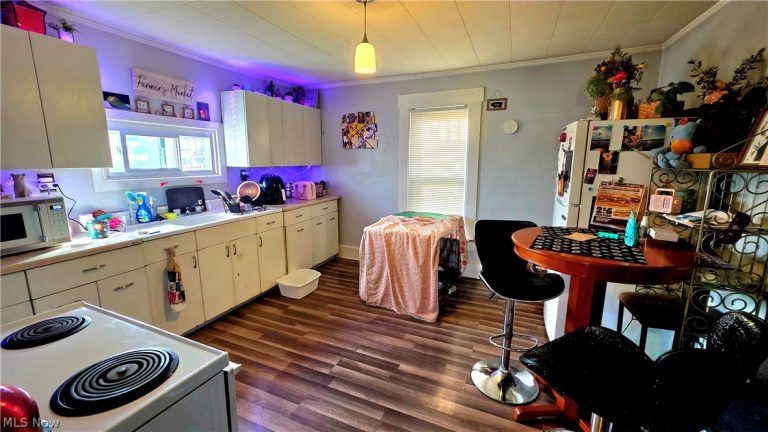 100 Spring Street, Marietta, OH - Photo 4