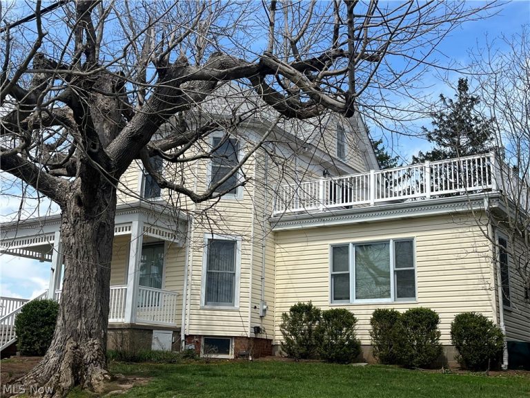 124 High Street, Marietta, OH - Photo 2