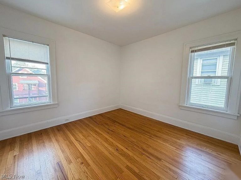 3141 Kensington Road, Cleveland Heights, OH - Photo 5