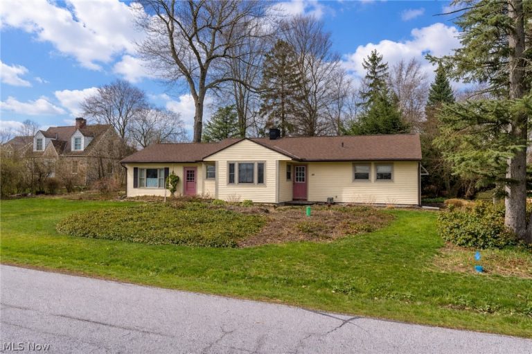 28 Wellesly Boulevard, Painesville, OH - Photo 2