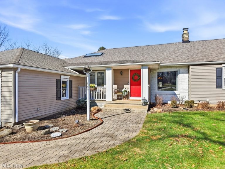 569 Atterbury Boulevard, Hudson, OH, 44236