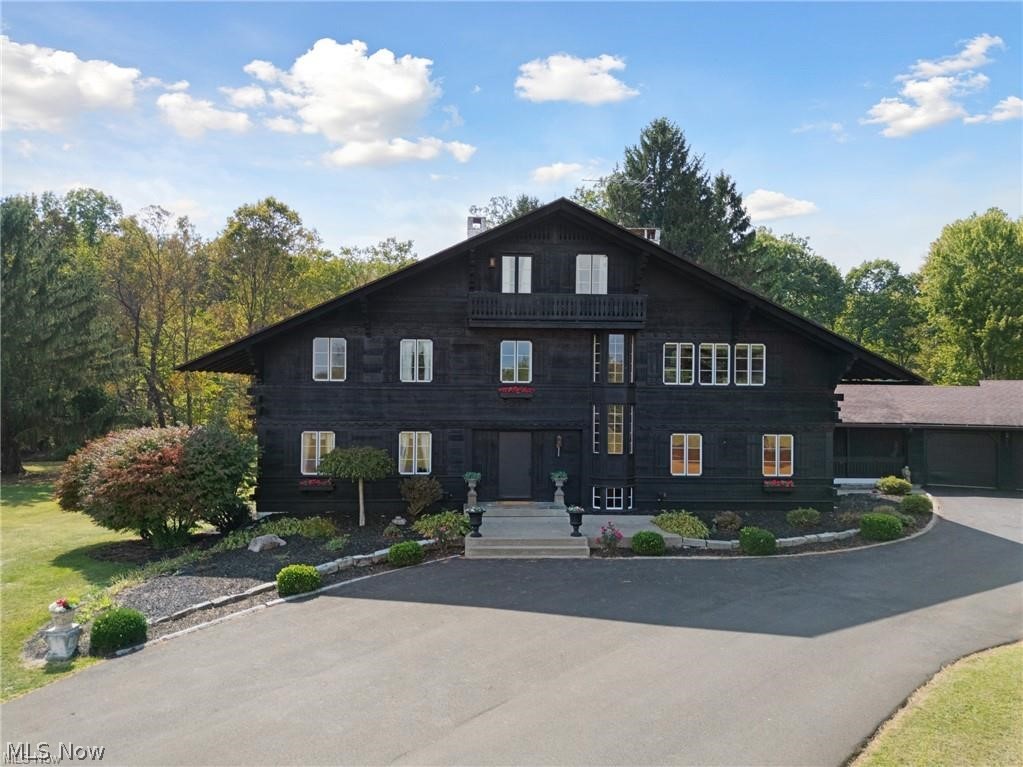 550 Warner Road, Vienna, OH