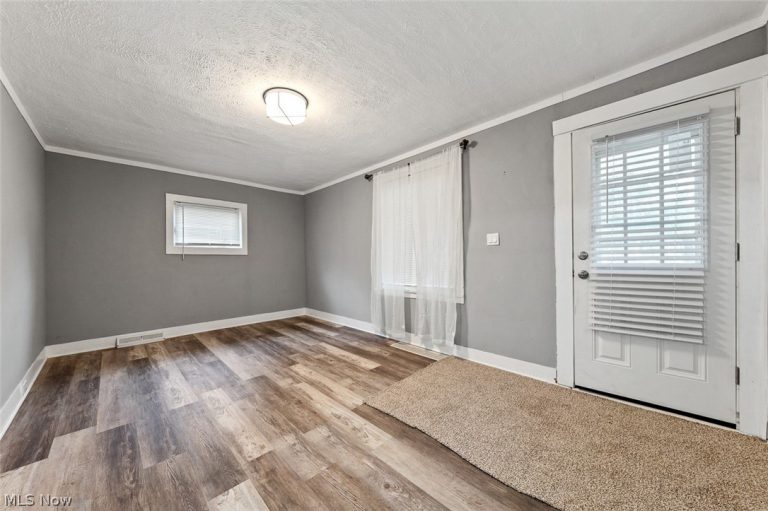 3753 139th Street, Cleveland, OH - Photo 6