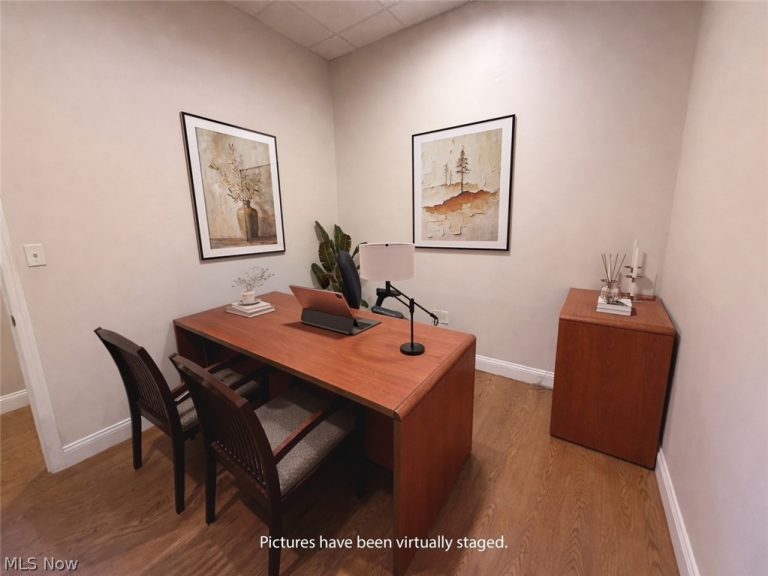 448 Carolina Ave, Chester, WV - Photo 6