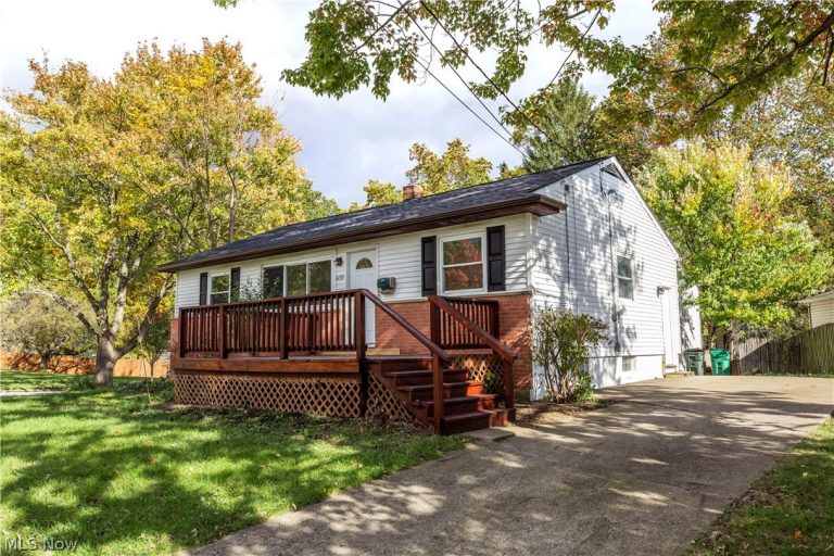 4155 Burton Drive, Stow, OH - Photo 3