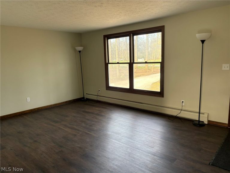 408 Annis Road, South Amherst, OH - Photo 8