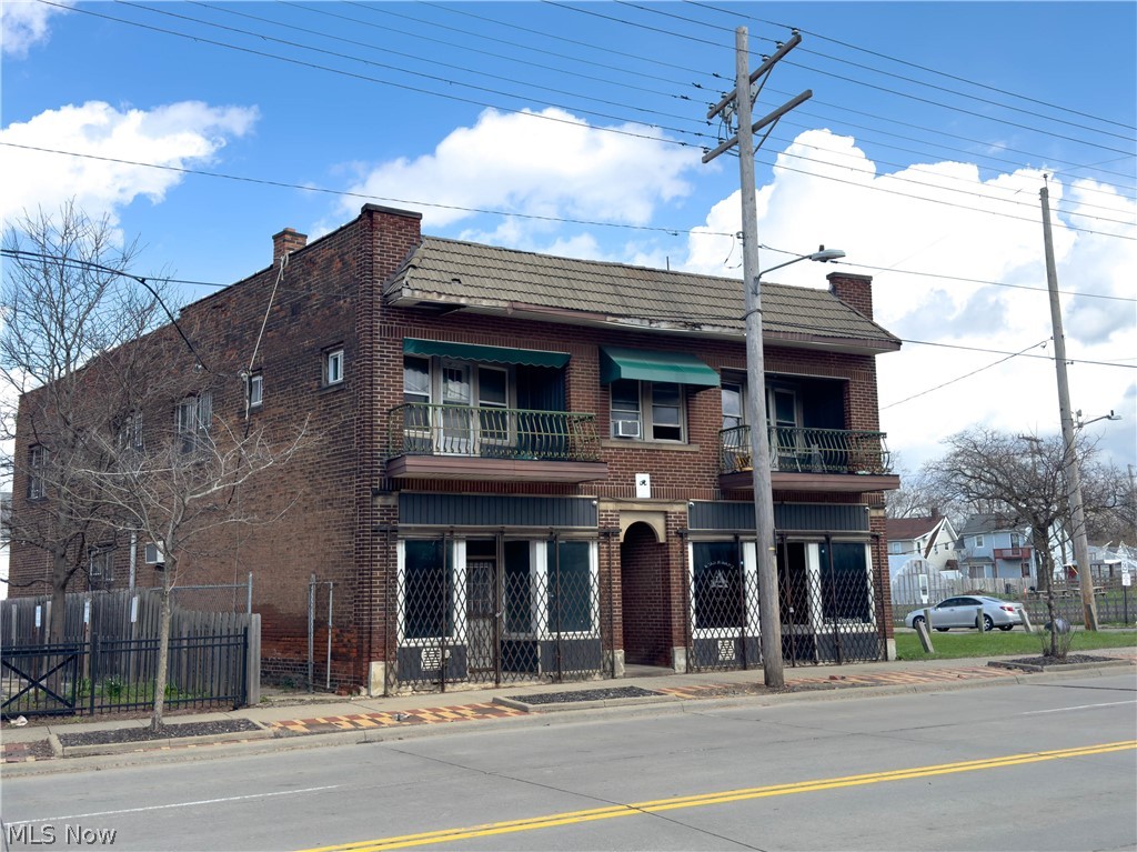 13425 Kinsman Road, Cleveland, OH