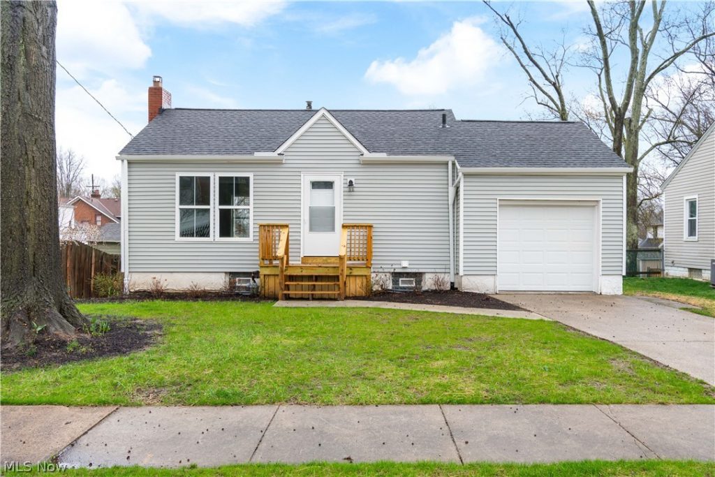 1824 17th Street, Cuyahoga Falls, OH