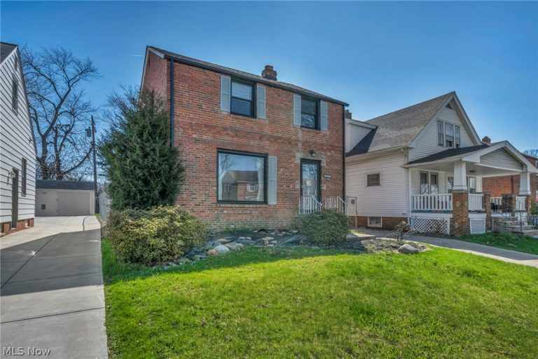 4911 Tuxedo Avenue, Parma, OH - Photo 4