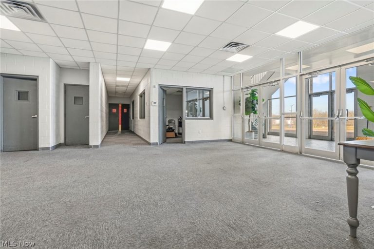 2600 25th Street, Canton, OH - Photo 5