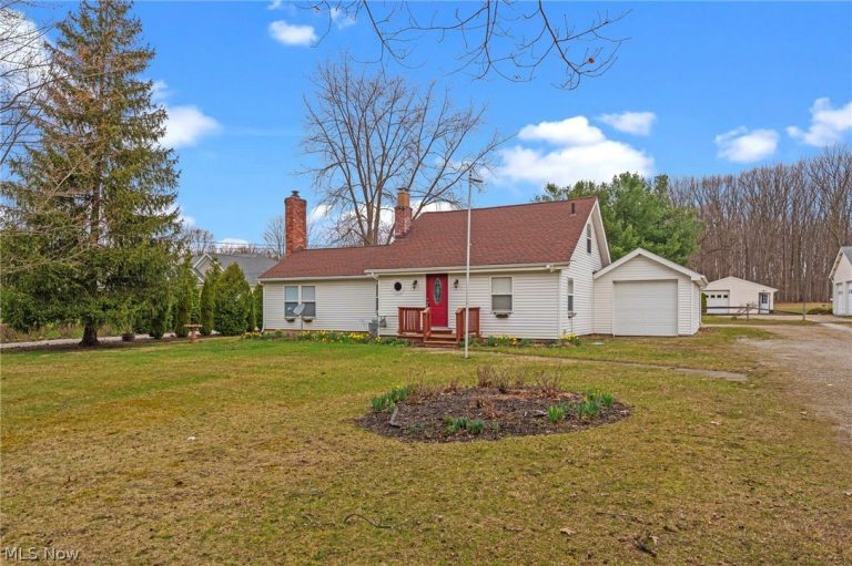 1837 Norton Road, Hudson, OH - Photo 2