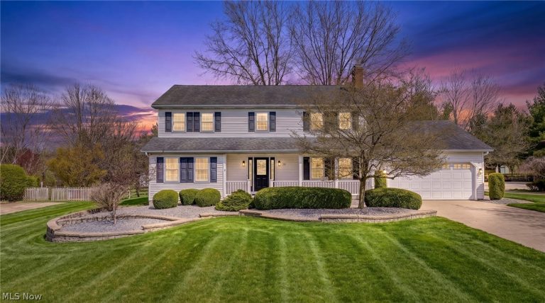 165 Valley Brook Boulevard, Hinckley, OH, 44233