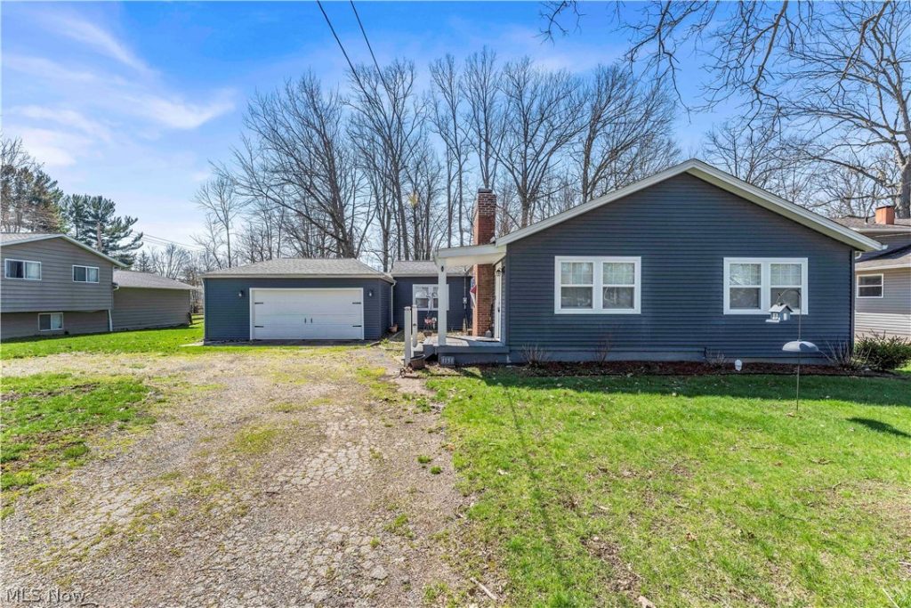 1151 Bryce Avenue, Aurora, OH