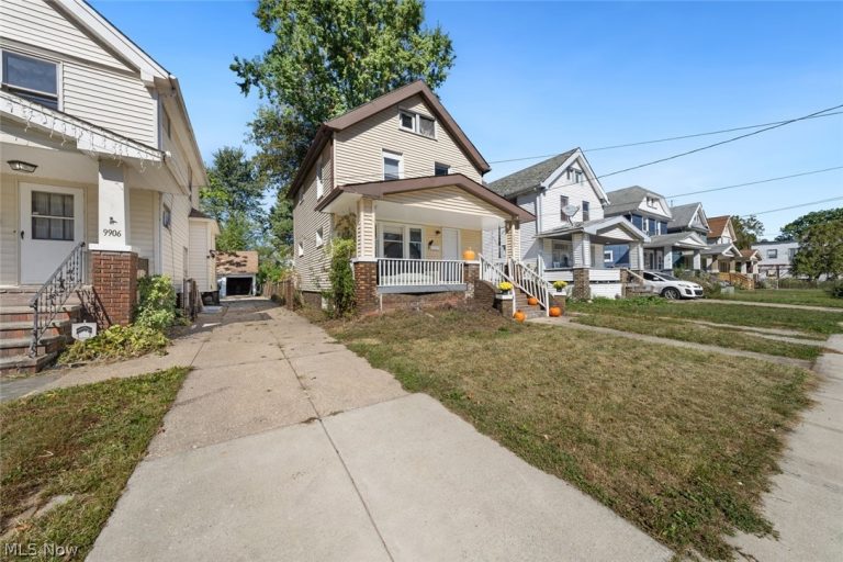 9902 Zimmer Avenue, Cleveland, OH - Photo 3