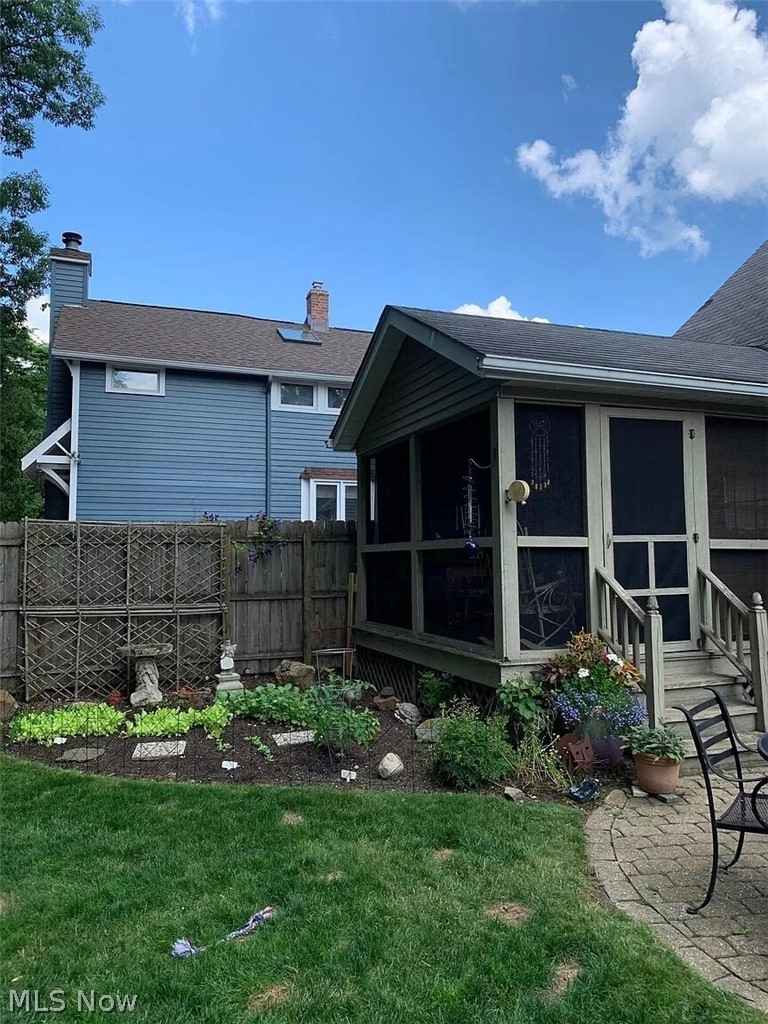 450 Bell Street, Chagrin Falls, OH - Photo 4