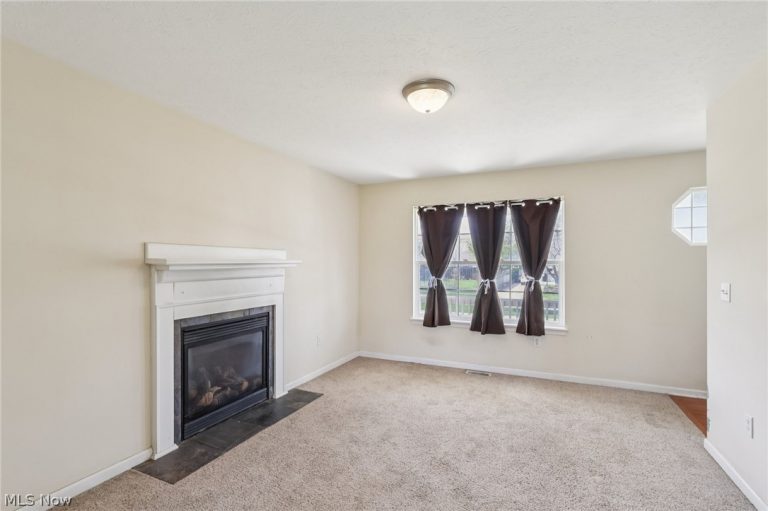 348 High Street, Berea, OH - Photo 6