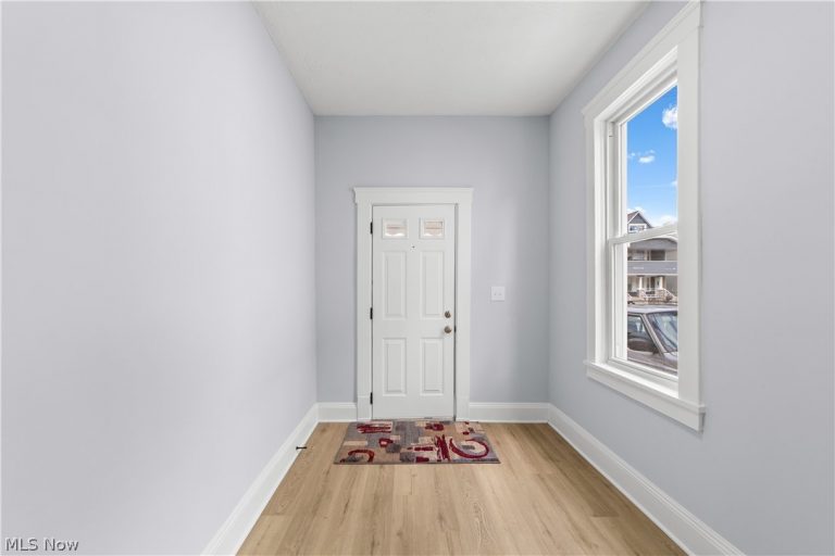 2723 Marvin Avenue, Cleveland, OH - Photo 5