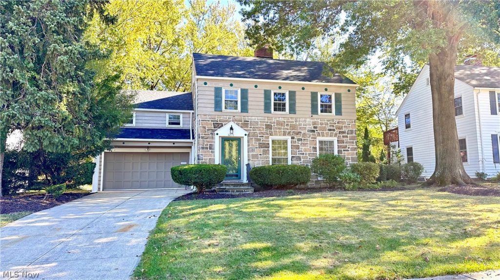 1271 Hereford Road, Cleveland Heights, OH