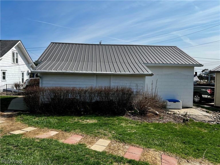 224 Woodvue Lane, Wintersville, OH - Photo 5