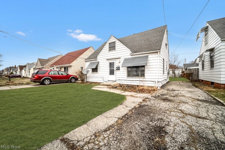 3753 117th Street, Cleveland, OH - Photo 2