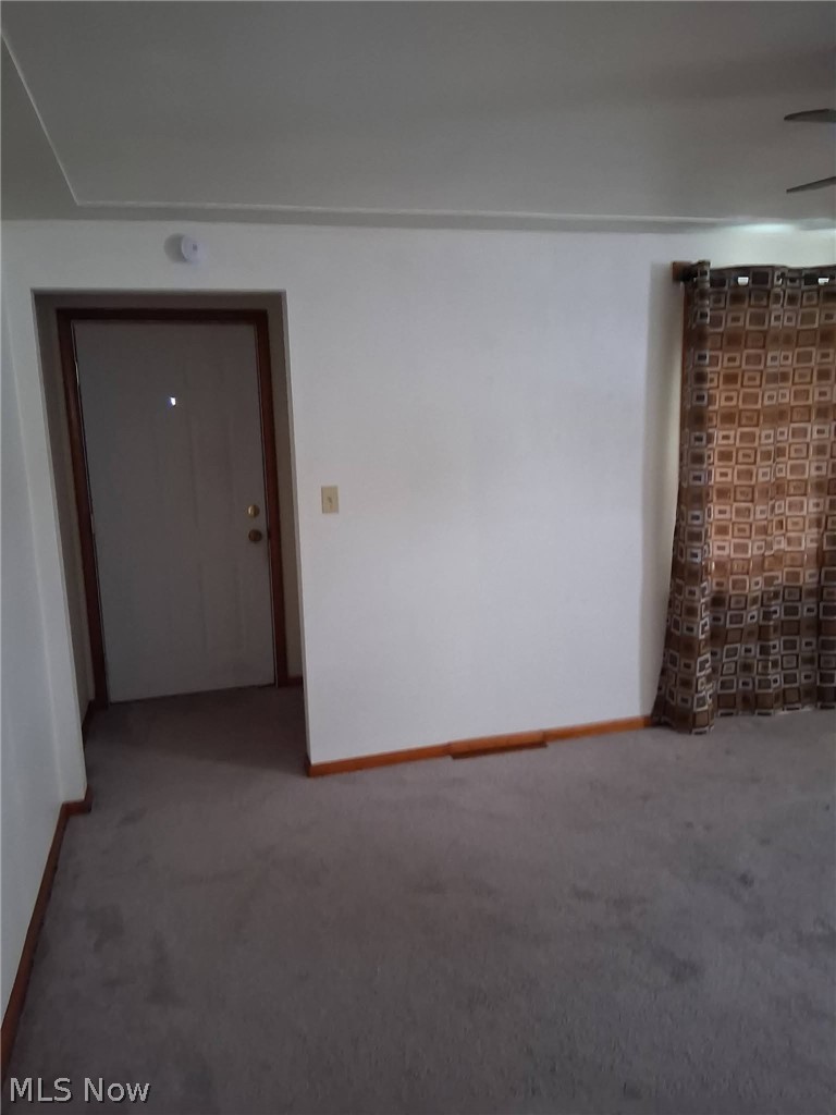 3058 Dayton Avenue, Lorain, OH - Photo 6
